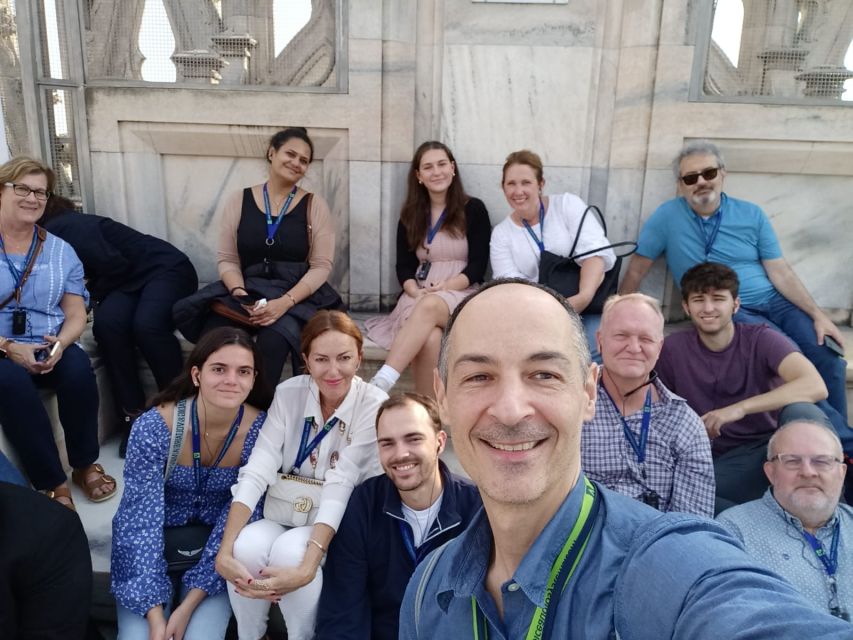Private Highlights of Milan Bike Tour - Navigli canals, Chinatown, and Arco della Pace: the final photo run