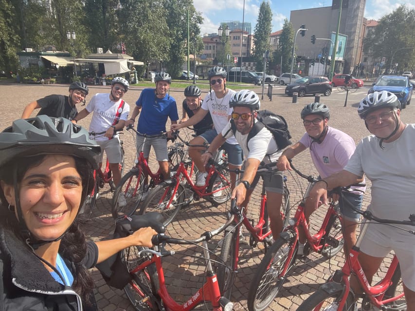 Private Highlights of Milan Bike Tour - Entering the Duomo with a guided hour (and better odds of no waiting)