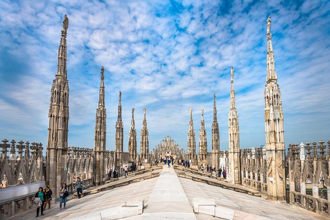 Private Milan Bike Tour - Navigli canal break: where the ride slows down