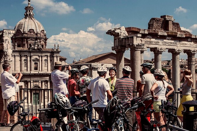 Private Rome City Bike Tour with quality Cannondale EBike - The Forum ride: the straight-line cut through Roman Forum and Imperial Fora