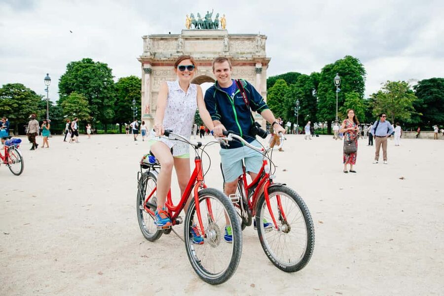Private Secrets of Paris Bike Tour - From Dupleix to the Seine: getting oriented fast