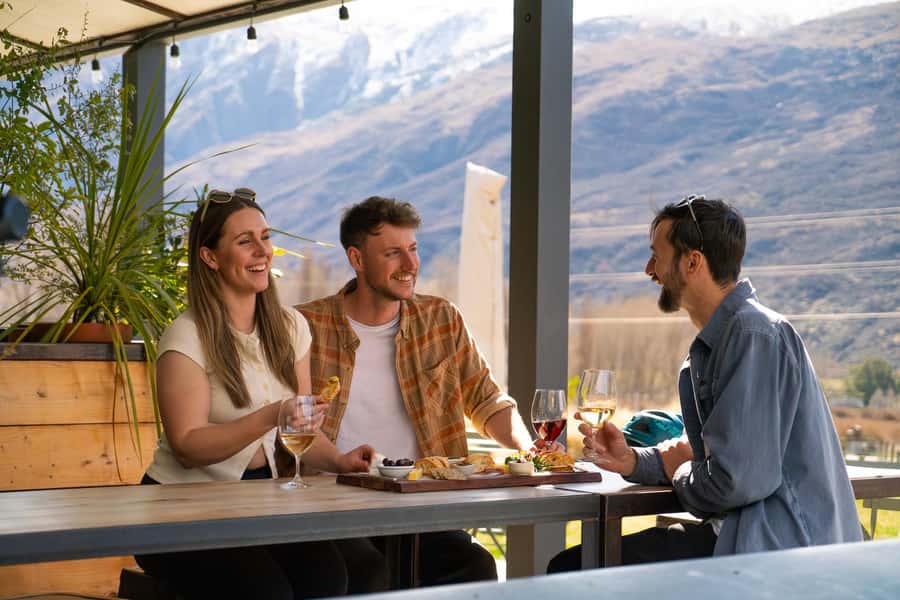 Queenstown: Self-Guided Gibbston Valley Wineries Bike Tour - Food, tastings, and winery choices along the route