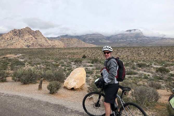 Red Rock Canyon Self-Guided Electric Bike Tour - Safety gear and the road reality in the canyon loop
