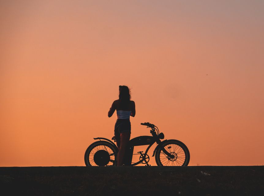 Rhodes: Retro eBike Highlights Tour w/ Personal Photographer - Old Town medieval lanes: the 30-minute ride through history
