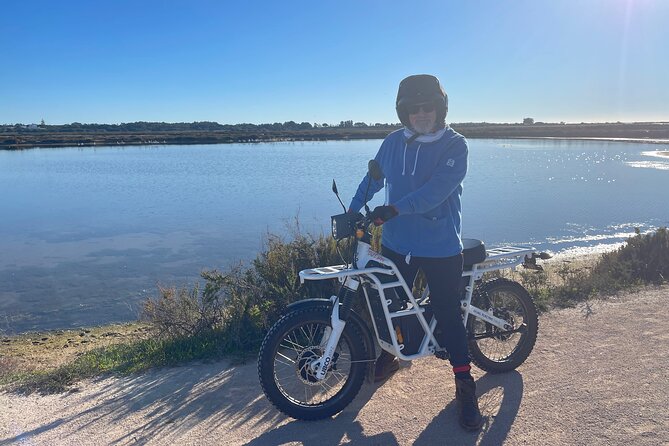 Ride through Paradise: Faro Island Electric 2x2 bike Tour - Where you start: meeting point and practical logistics