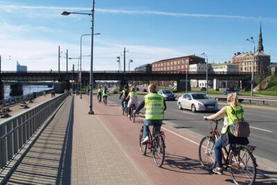 Riga Highlights Bike Tour - Stop 1: Esplanade for Latvian Art Museum vibes and the Orthodox Cathedral look