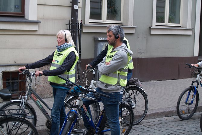 Riga Highlights Bike Tour - Stop 5: Riga Great Choral Synagogue Holocaust Monument