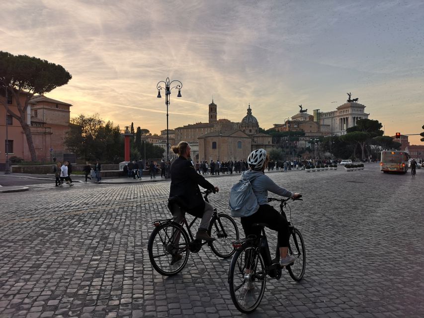 Rome: 3.5-Hour Small Group E-Bike Tour - How the small group of 8 changes the whole day