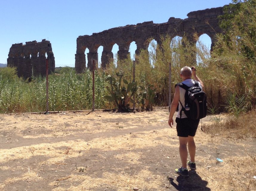 Rome: Appian Way E-Bike Tour Catacombs, Aqueducts & Picnic - Parco degli Acquedotti: cycling the aqueducts into focus