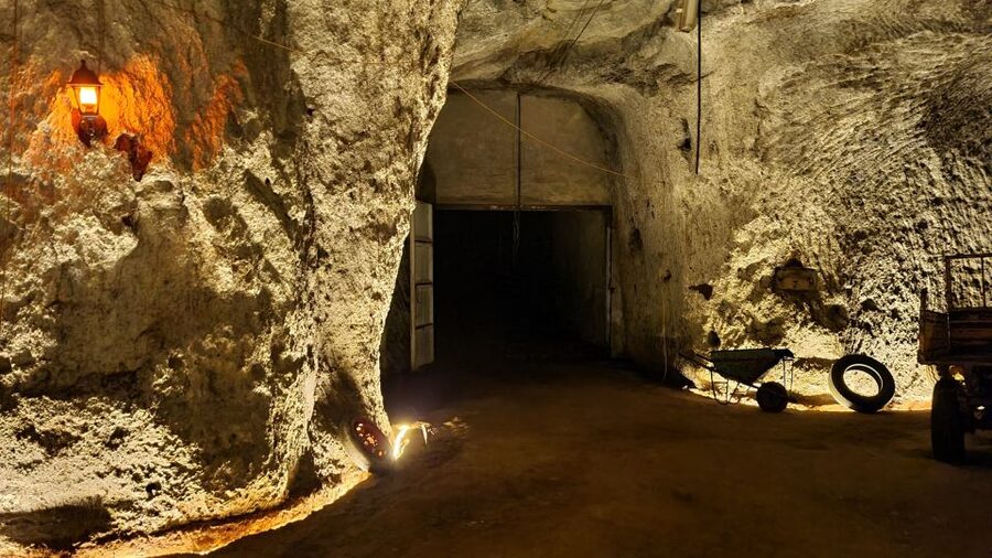 Rome: Appian Way Underground Catacombs Bike Tour with Lunch - Logistics That Matter (More Than You Think)