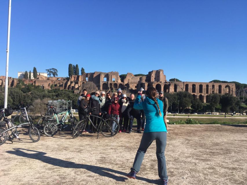 Rome: E-Bicycle Tour - The Colosseum, Circus Maximus, and the Keyhole of Rome option