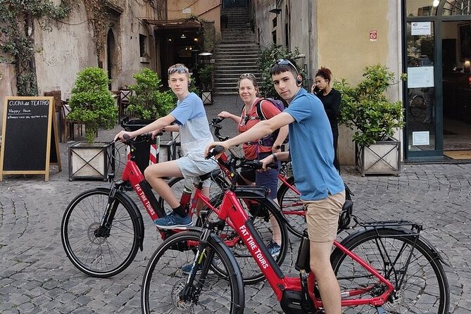 Rome E-Bike Tour: Ultimate Street Food and Market Feast - Campo de’ Fiori: Market Energy and an Artisan Pizza Bite