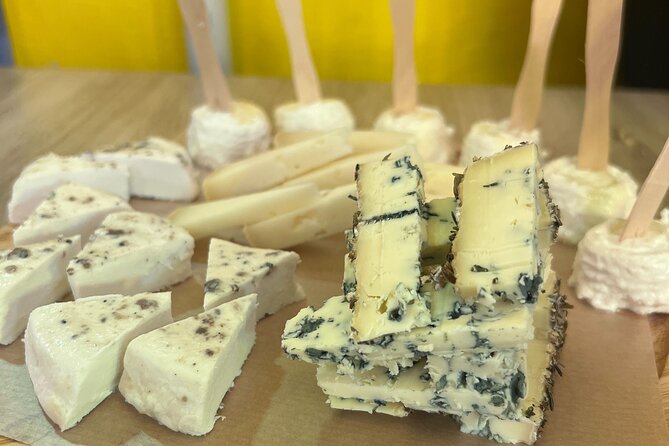 Rome E-Bike Tour: Ultimate Street Food and Market Feast - Meet at Fat Tire Tours and Start With a Real Roman Rhythm