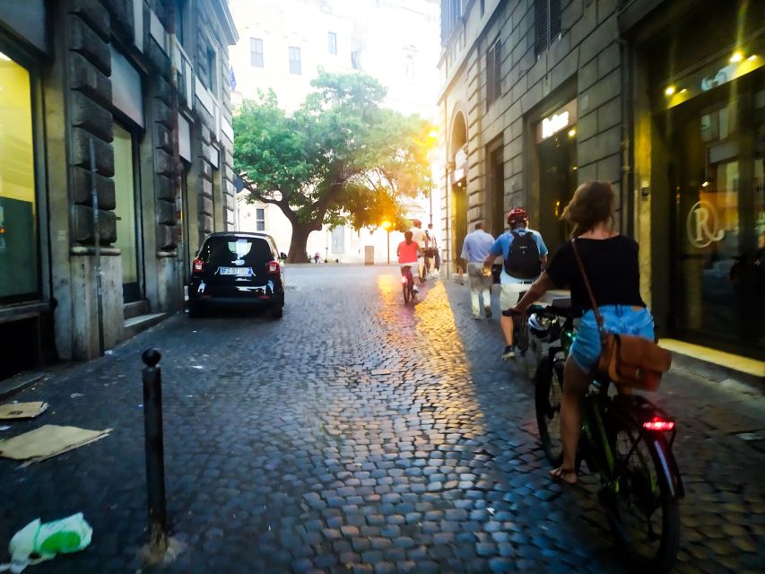 Rome :guided night e-bike tour with typical ice-cream - Campo dei Fiori to Piazza Navona: The Gelato Break That Makes Sense