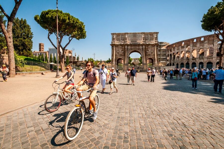 Rome: Highlights Bike Tour - Colosseum Time Without Waiting in a Long Line