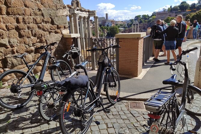 Rome Highlights by E-Bicycle Small group - Vittoriano Square: The Huge White Monument Moment