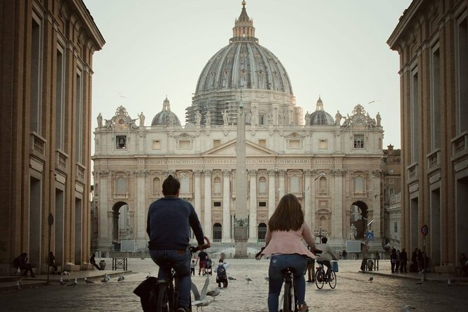 Rome's Best by E-bike: Guided City Tour (Small Group or Private) - Starting on the Tiber cycle path: where the day really begins