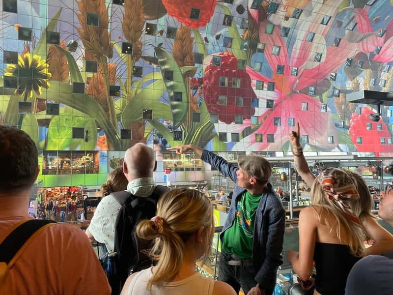 Rotterdam: City Highlights Guided Bike Tour - On-and-off main roads: what to expect on the bike