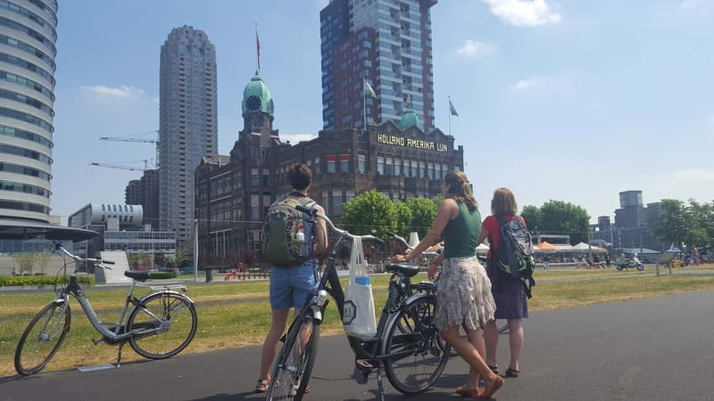Rotterdam: City Highlights Guided Bike Tour - Who this tour suits best (and who should skip it)