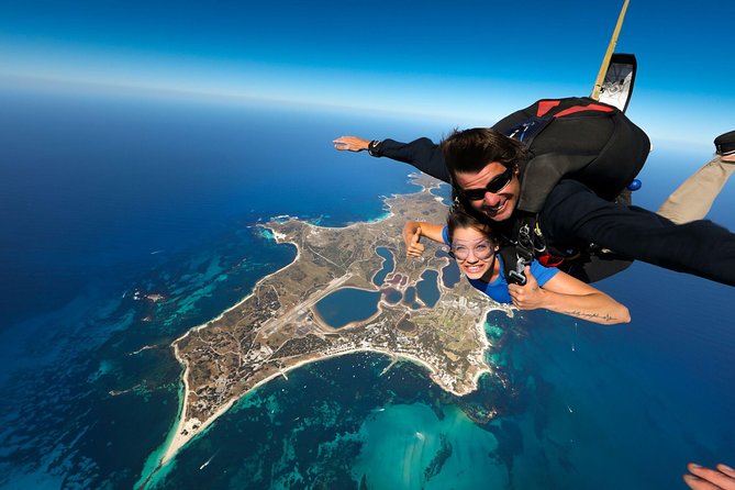 Rottnest Island ECO E Bike Tour - Lunch time on Rottnest: budget for what’s not included