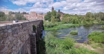Salamanca: Guided Sightseeing Tour by Bicycle - The Route: From Plaza Mayor to the Roman Bridge and Back Through the Main Sights