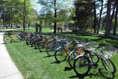 Salt Lake City Big City Loop Bike Tour - Liberty Park Start: Bikes, Helmets, and a Local Pace