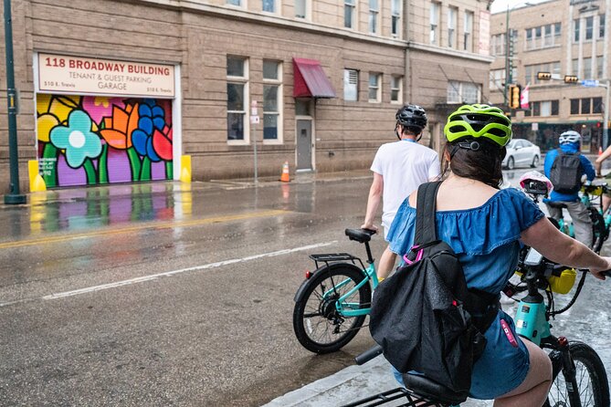 San Antonio E-Bike Tour: Murals, Street Art and Hidden Gems - Bikes, helmets, and what to expect if you’re new to e-bikes