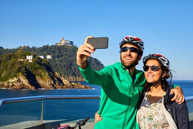 San Sebastian E-bike trour: Basque History and Cultural. - Zurriolako Hondartza and the Kursaal contrast: sea drama meets debate