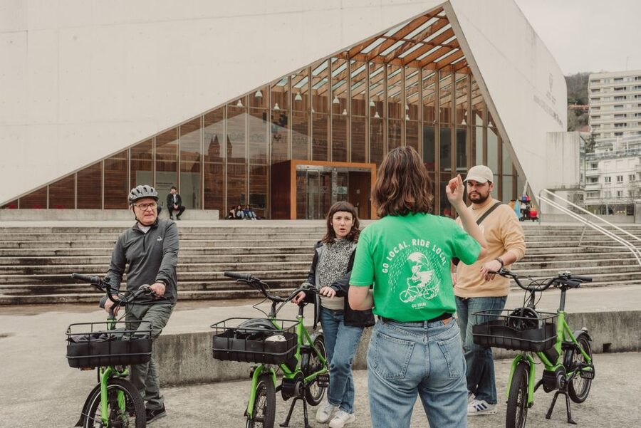 San Sebastian: Guided E-Bike Tour - Peine del Viento: the sculptural stop that deserves your attention