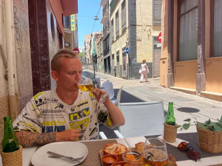 Santa Cruz guided bike tour 1,5 hour + Tapas - Santa Cruz de Tenerife on two wheels: why this tour fits