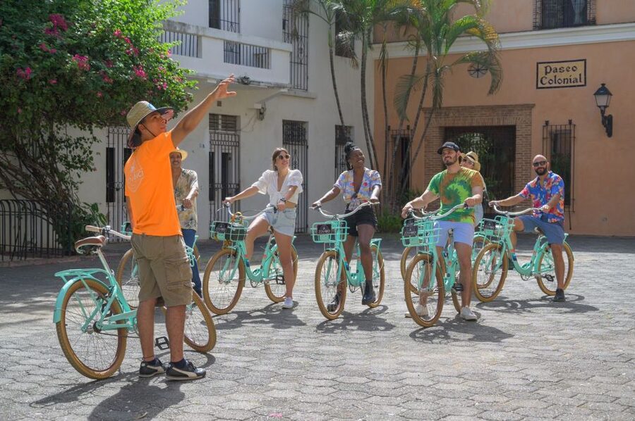 Santo Domingo: City Highlights Guided Bike Tour - How the 2-hour route actually feels: a tight loop with breathing room for photos