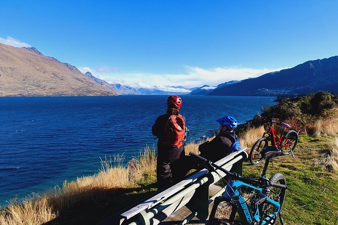 Scenic Guided eBike Tour Ride to the Lake - Lake Wakatipu Around Kelvin Heights: The Big-View Segment