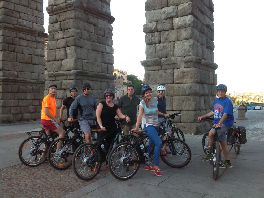 Segovia: guided route on an electric bicycle (ebike) - Meeting the Aqueduct: where the ride starts to feel right