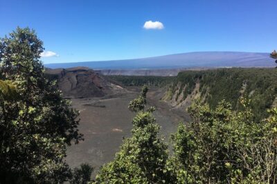 Self-Guided GPS Audio E-Bike Tour Hawaii Volcanoes National Park - Getting set up at Bike Volcano and choosing the right frame