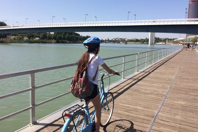 Seville Bike Tour with Full Day Bike Rental - Plaza de España and María Luisa Park: Big Sights, Best Served by a Bike