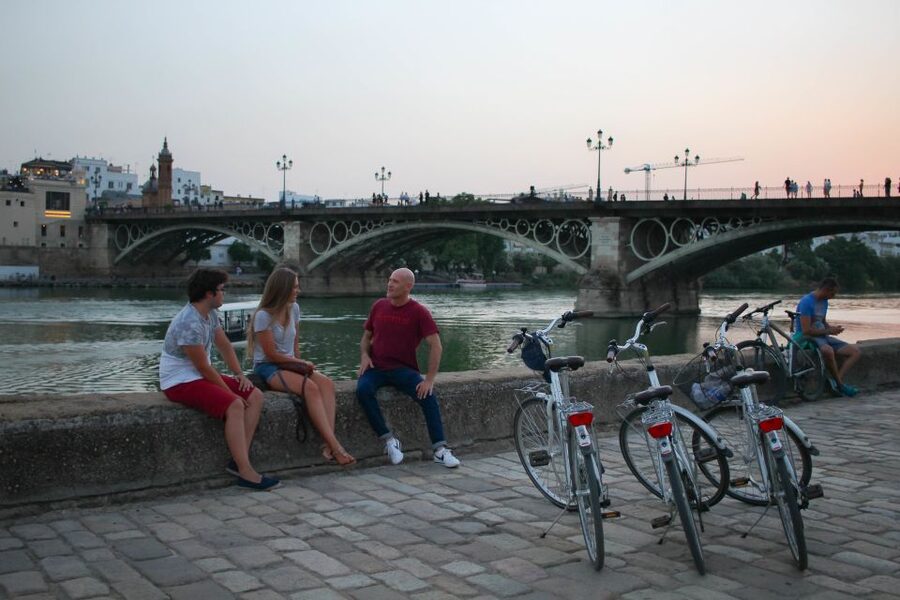 Seville: Guided Sunset Bike Tour - Barrio de Santa Cruz: The Neighborhood You’ll Want to Walk Later