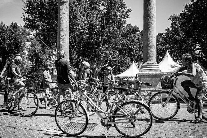 Seville Highlights Bike Tour (English) - Weather: when you should schedule and what to expect