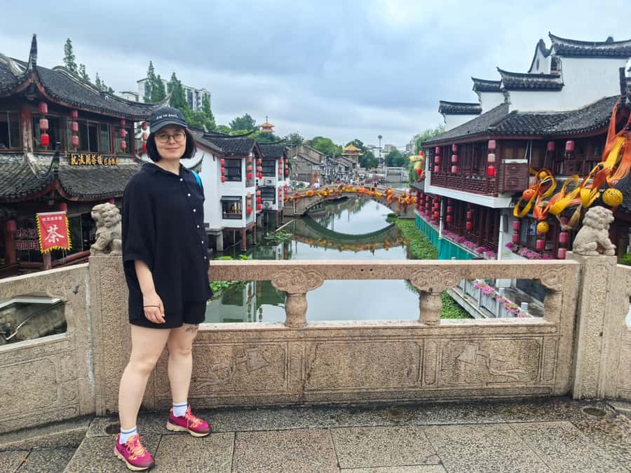 Shanghai Must-See and Foodie Test Bike Tour( Day & Night) - Getting to the meeting point and gearing up