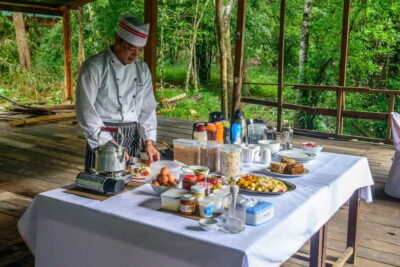 Siem Reap: Angkor Wat Sunrise Bike Tour & Jungle Breakfast - Getting from Siem Reap to the temples without wasting the morning