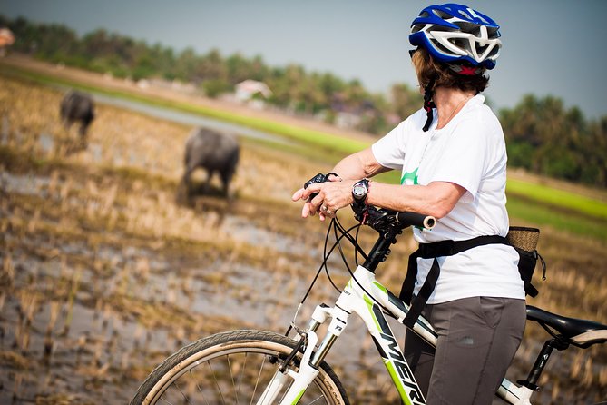 Siem Reap Countryside Guided Tour by Bike and E-Bike Private Tour - Stop 4: A Village House Snack Break (Real Daily Life Pace)