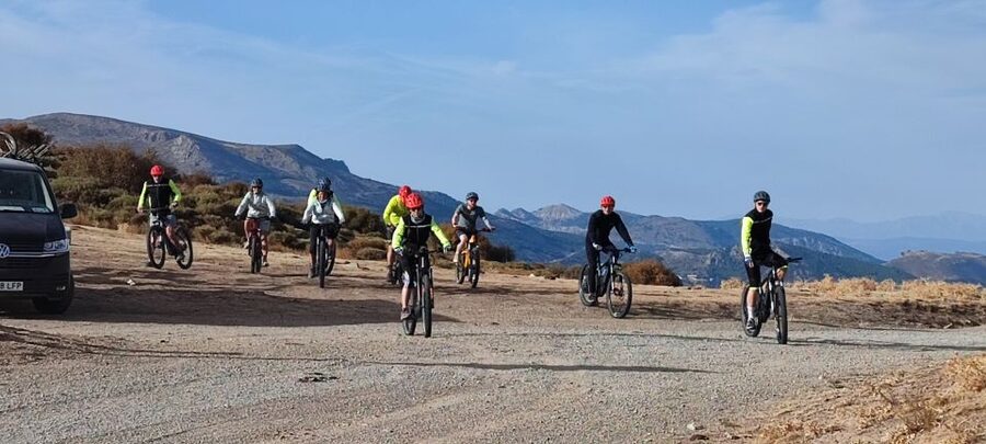 Sierra Nevada Small Group E-Bike Tour - Breaks, coffee, and picnic fuel: how they keep the ride fun