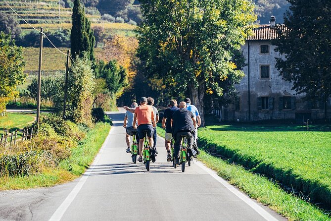 Small-group Amarone Wine e-Bike Tour from Verona - Riding level, comfort, and what to wear (so the tricky parts don’t surprise you)