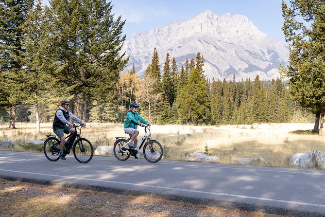 Small Group E-Bike Tour the Banff Local Explorer - Stop 3: Banff Springs Golf Course Loop and Wildlife Odds