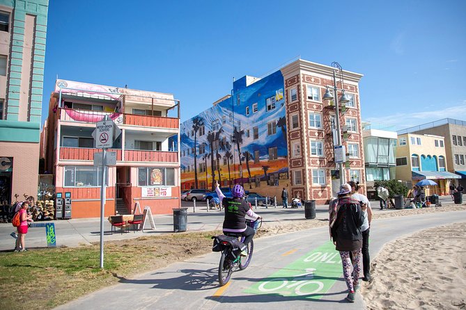 Small-Group Electric Bike Tour of Santa Monica and Venice - Electric Bikes That Keep You Moving Between Two Iconic Beach Towns
