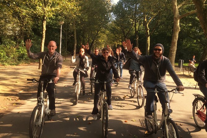 Small Group Guided Bike Tour of Amsterdam's Hidden Gems - Meeting at Spuistraat 30: setup that matters