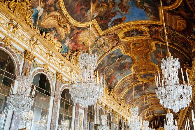 Small Group VIP Versailles Bike Tour from Paris with King's Apartments Access - Grand Canal Picnic Break: Views That Make the Ride Feel Worth It