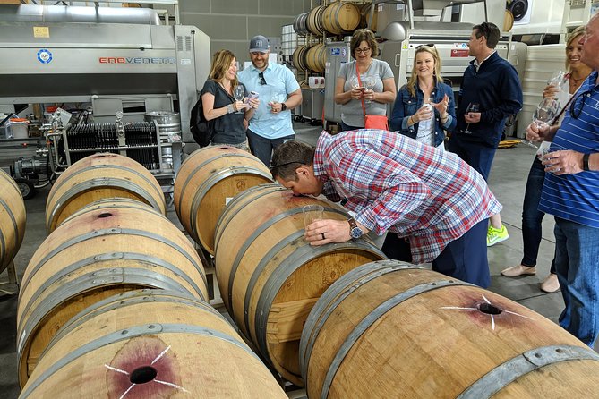 Sonoma Valley Bike and Wine Ebike Tour - Where you start on Broadway, and what you’re given