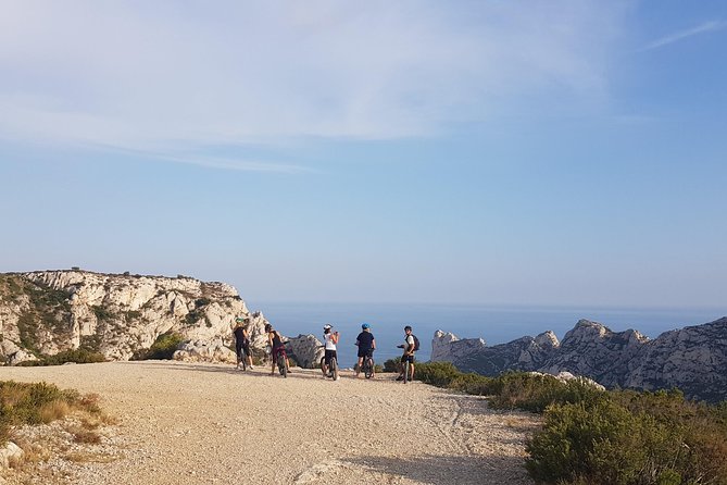 Sormiou Calanques National Park Electric Bike Tour from Marseille - Stop 2: Parc National des Calanques, canal riding, and Pastré Castle views