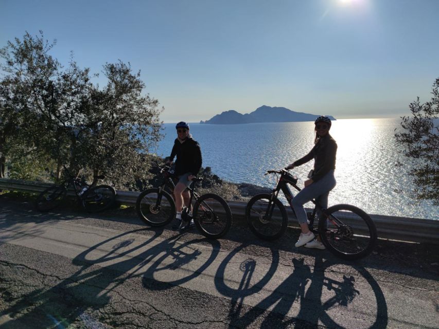 Sorrento: Coast E-Bike Tour with Limoncello Tasting - A quiet coast ride with real lemon country vibes