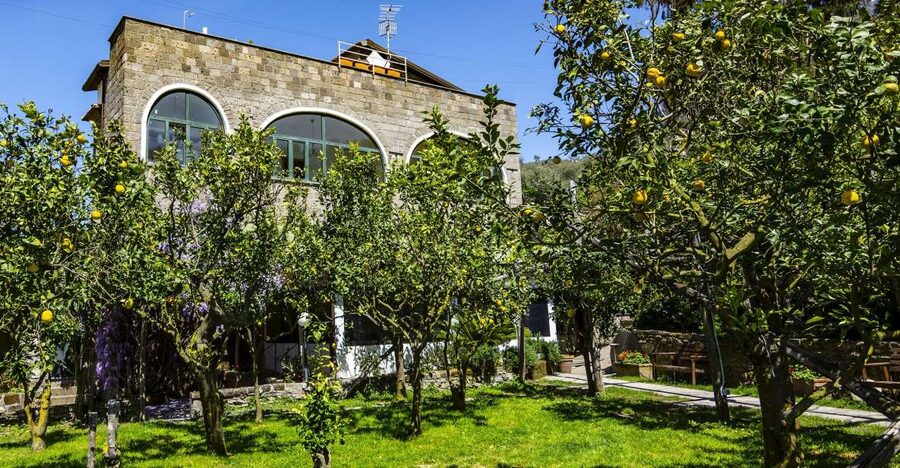 Sorrento: Coast E-Bike Tour with Limoncello Tasting - Meet at EnjoyBikeSorrento: what happens before you roll